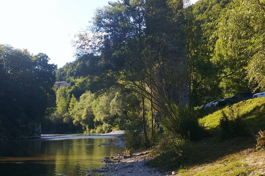 Bathing in Idrijca river image
