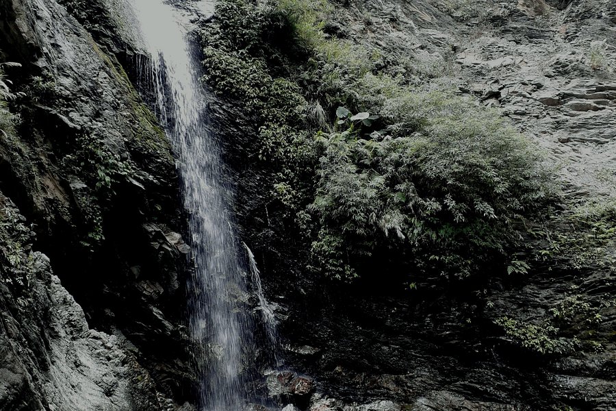 Shenshan Waterfall image