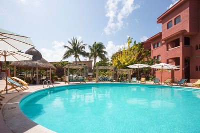 Hotel photo 1 of Selina Cancun Laguna, Hotel Zone.