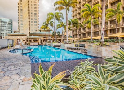 Hotel photo 1 of Embassy Suites by Hilton Waikiki Beach Walk.