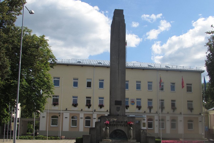 Lituania Restituta Obelisk image