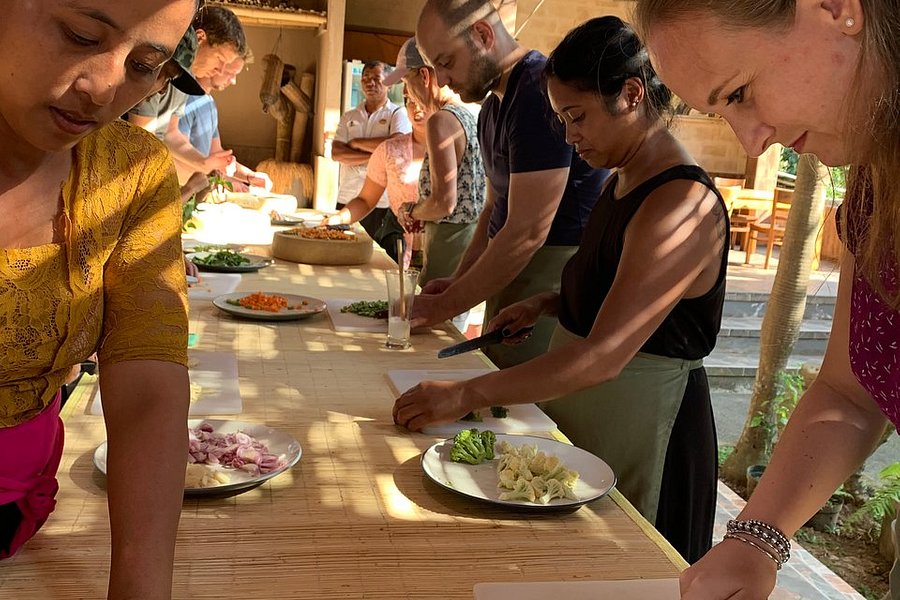 Paon Bali Cooking Class image