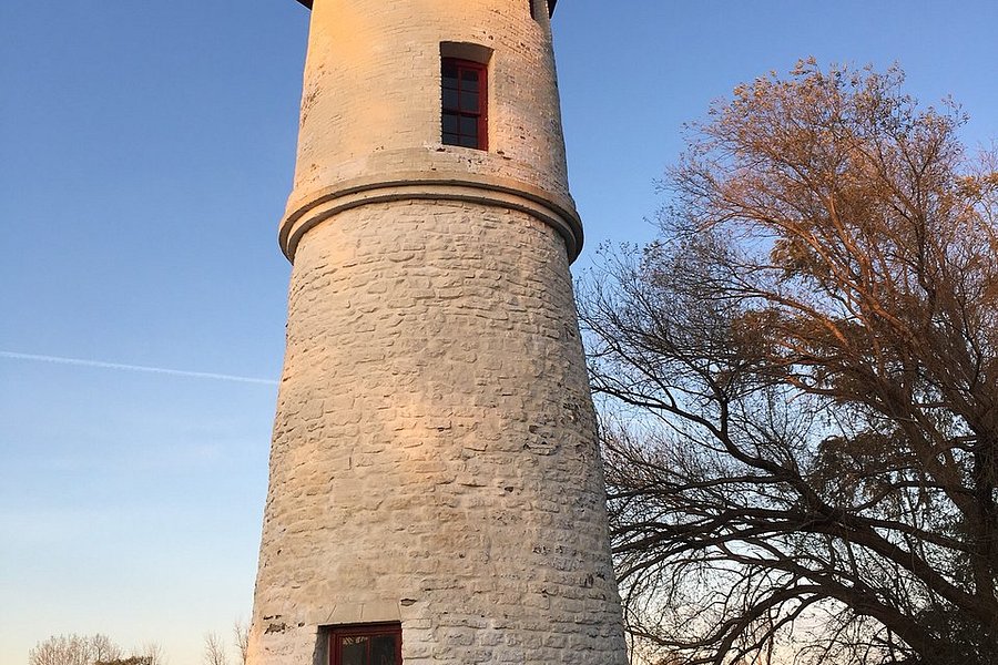 Corunna Range Rear Lighthouse image