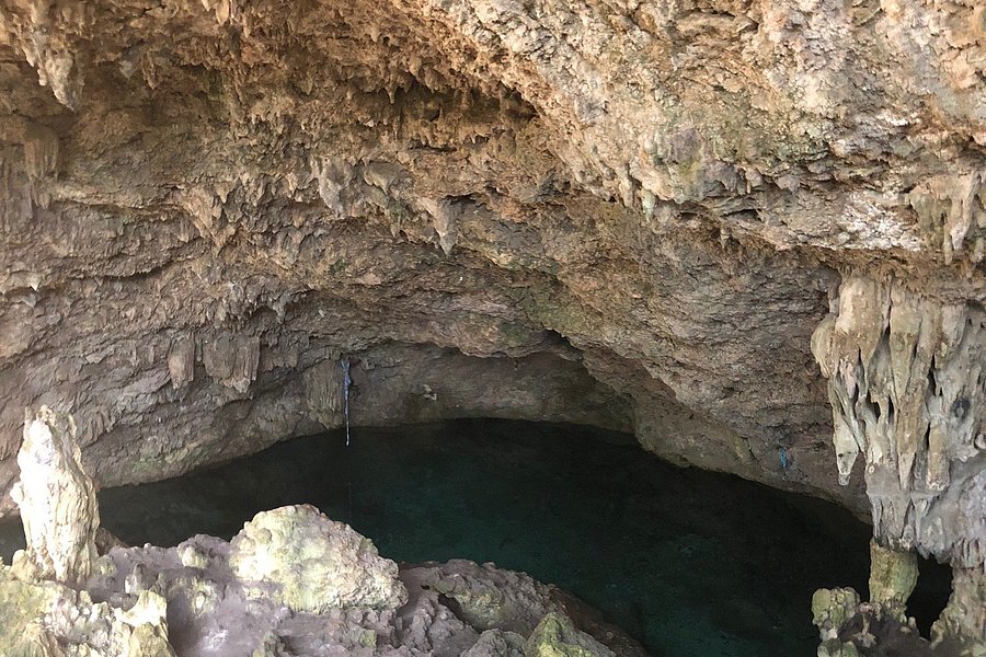 Grotte d'Anubet image
