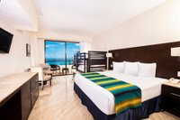 Hotel photo 21 of Crown Paradise Club Cancun.