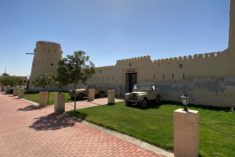 Falaj Al Mualla Fort image