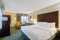 Hotel photo 4 of La Quinta Inn & Suites by Wyndham Boston Somerville.