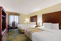 Hotel photo 3 of La Quinta Inn & Suites by Wyndham Boston Somerville.