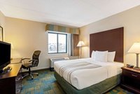 Hotel photo 20 of La Quinta Inn & Suites by Wyndham Boston Somerville.