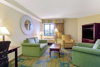 Hotel photo 7 of La Quinta Inn & Suites by Wyndham Boston Somerville.