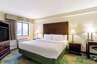Hotel photo 40 of La Quinta Inn & Suites by Wyndham Boston Somerville.