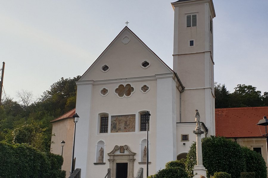 Franjevački samostan i crkva sv. Katarine image