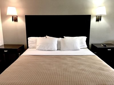 Hotel photo 18 of Red Carpet Inn & Suites Danville.