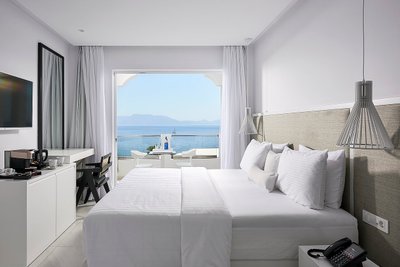 Hotel photo 3 of Dimitra Beach Hotel & Suites.
