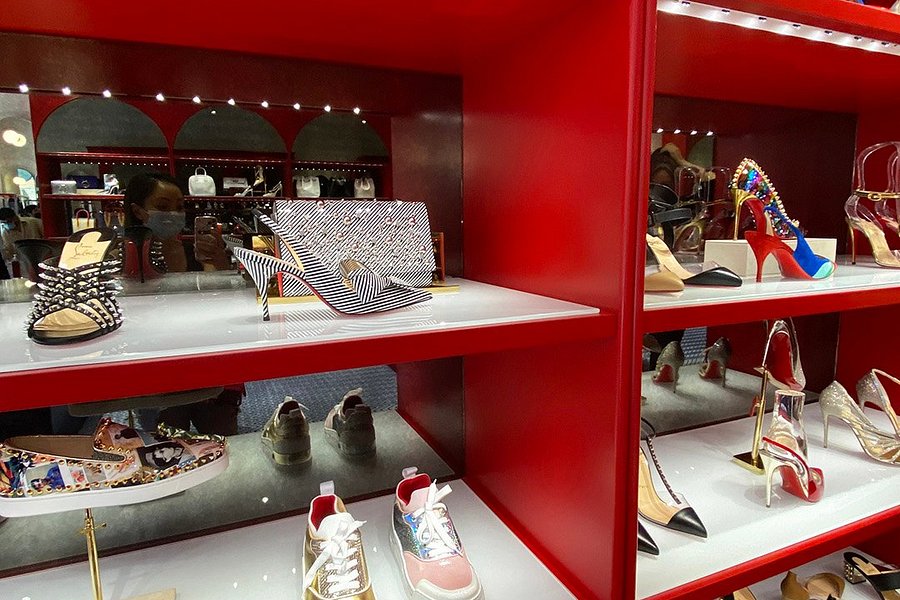 Christian Louboutin Outlet image