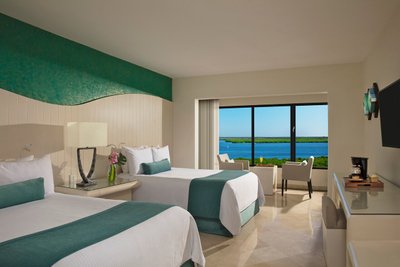 Hotel photo 1 of Now Emerald Cancun.