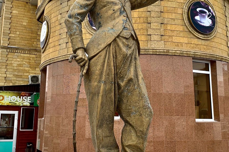 Monument to Charlie Chaplin image