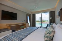 Hotel photo 16 of Renaissance Cancun Resort & Marina.