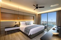 Hotel photo 4 of Renaissance Cancun Resort & Marina.
