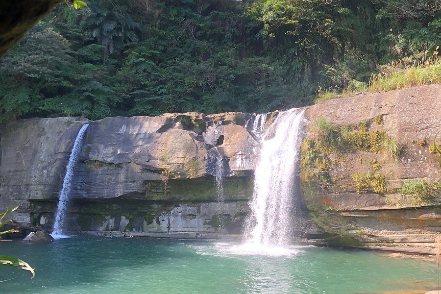 Lingjiao Waterfall image