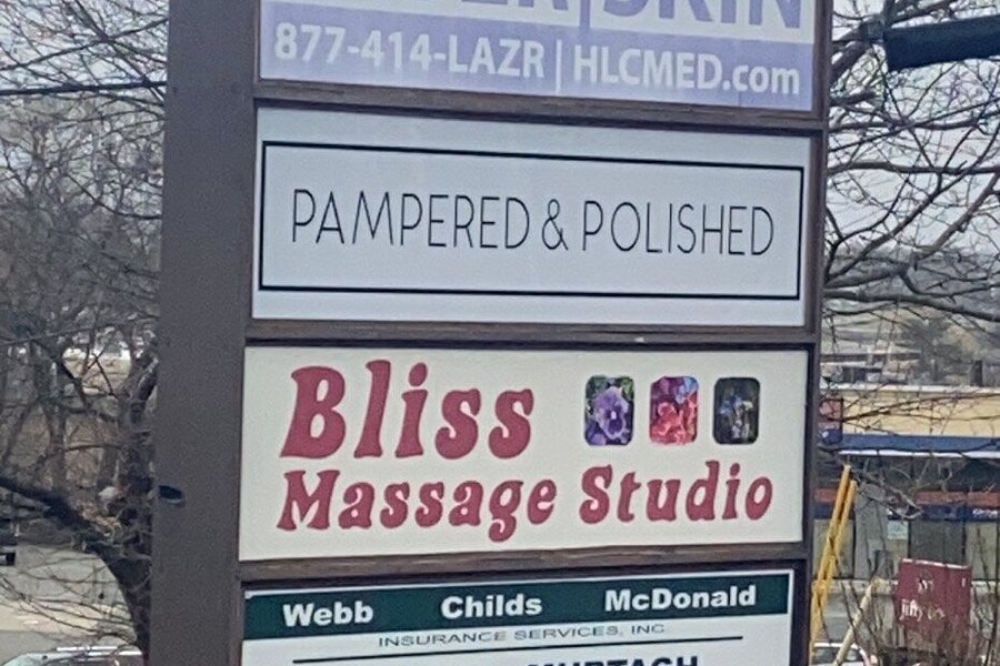 Bliss Massage Studio image