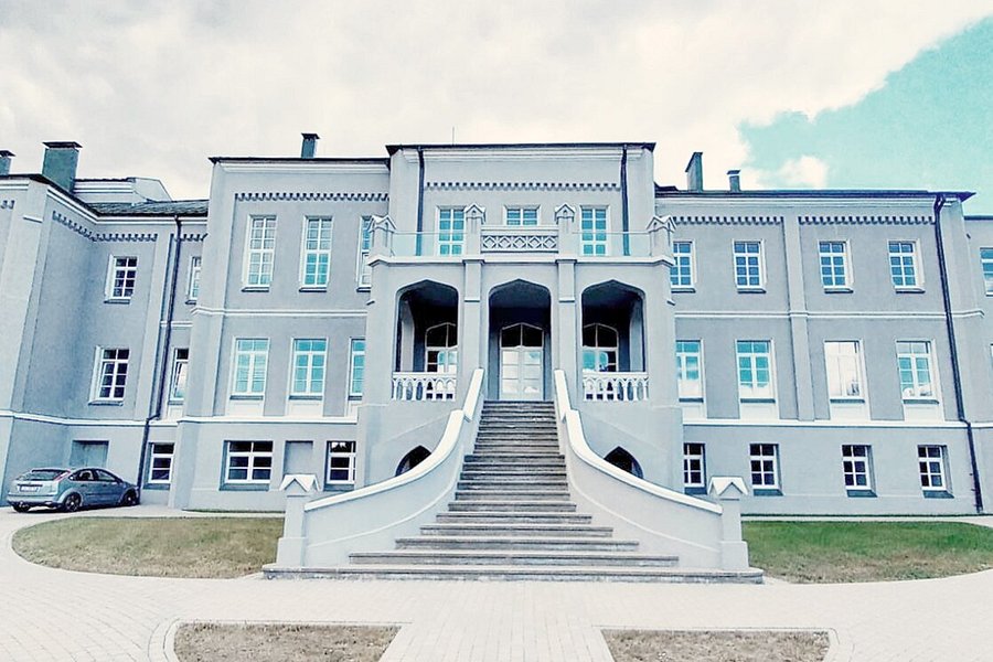 Priekule Manor image