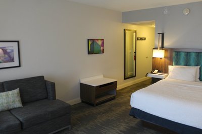 Hotel photo 9 of Hampton Inn & Suites Sarasota/Bradenton-Airport.