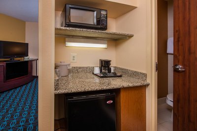 Hotel photo 19 of Fairfield Inn & Suites Dulles Airport Chantilly.