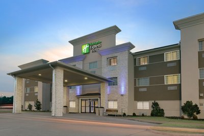 Hotel photo 15 of Holiday Inn Express & Suites Magnolia-Lake Columbia, an IHG Hotel.
