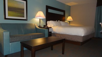 Hotel photo 10 of Holiday Inn Express Kansas City - Bonner Springs, an IHG Hotel.