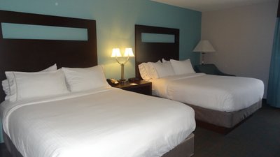 Hotel photo 16 of Holiday Inn Express Kansas City - Bonner Springs, an IHG Hotel.