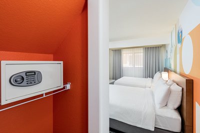 Hotel photo 25 of Clementine Hotel & Suites Anaheim.