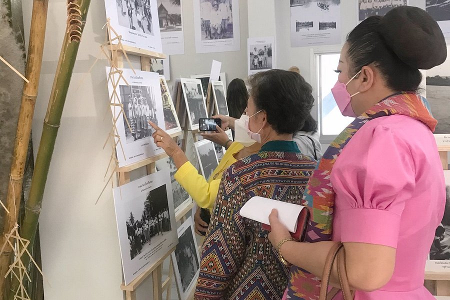 Museum Of Old Pictures Telling The Story Of Chiang Khong image