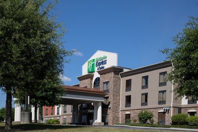 Hotel photo 21 of Holiday Inn Express & Suites Knoxville-Farragut.