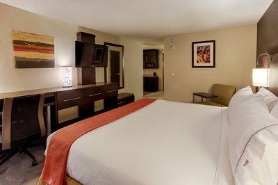 Hotel photo 2 of Holiday Inn Express & Suites Baltimore West - Catonsville.