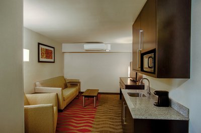Hotel photo 20 of Holiday Inn Express & Suites Baltimore West - Catonsville.