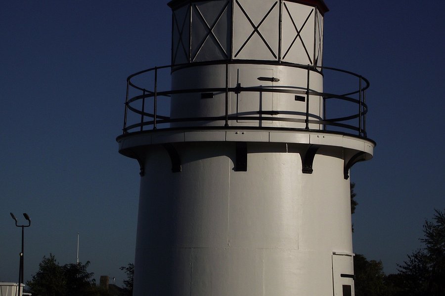 Newburyport Harbor Front Range Light image