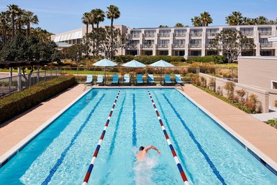 Hotel photo 4 of Coronado Island Marriott Resort & Spa.