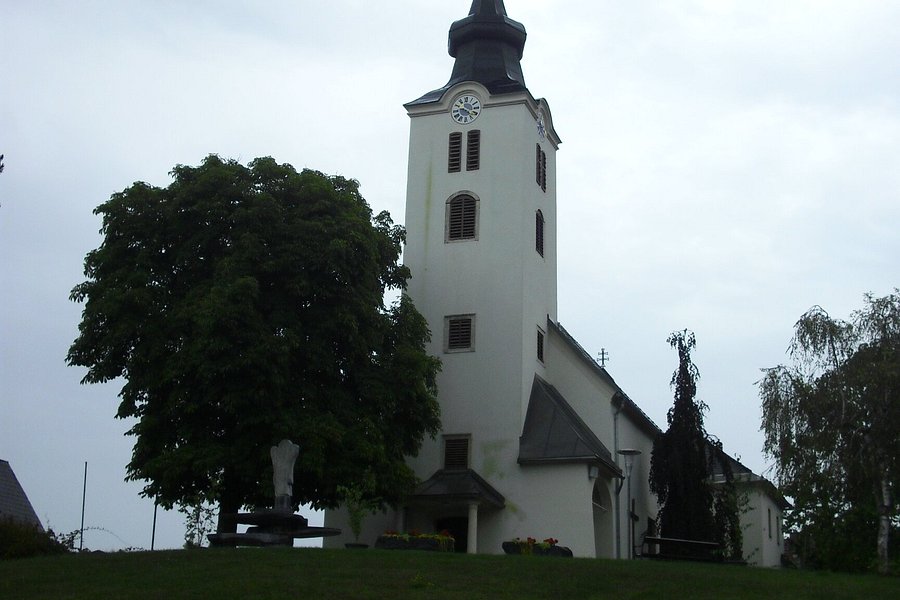 Pfarrkirche zum Heiligen Sigismund image