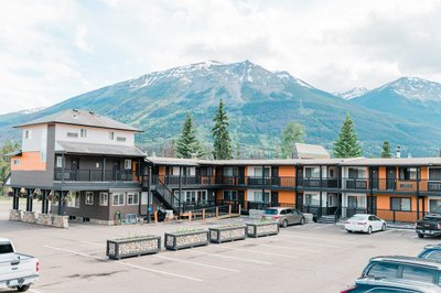 Hotel photo 17 of Mount Robson Inn.