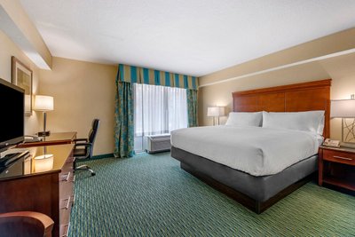 Hotel photo 20 of Holiday Inn Resort Orlando Lake Buena Vista, an IHG Hotel.