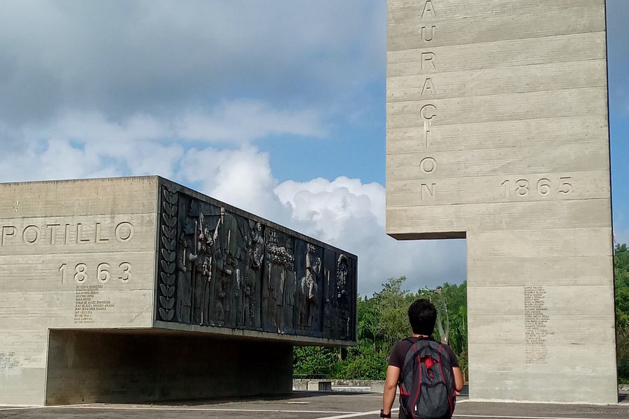 Monumento Al Grito De Capotillo image
