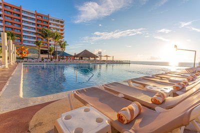 Hotel photo 17 of Crown Paradise Club Cancun.