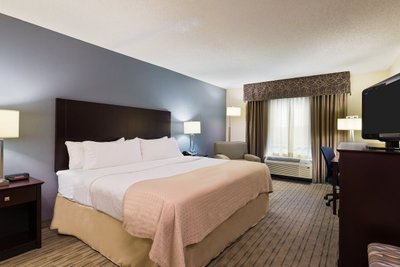 Hotel photo 14 of Holiday Inn Knoxville West - Cedar Bluff, an IHG Hotel.