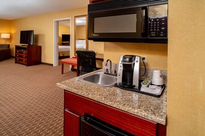 Hotel photo 12 of Holiday Inn Express & Suites Hazard, an IHG Hotel.
