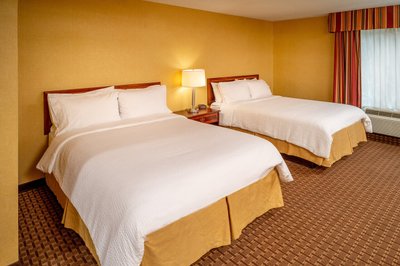 Hotel photo 19 of Holiday Inn Express & Suites Hazard, an IHG Hotel.