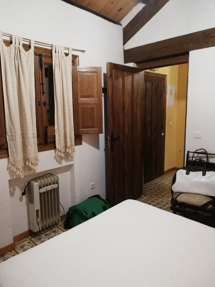 APARTAMENTOS TURISTICOS LAS PEONIAS (Tamajón): opiniones