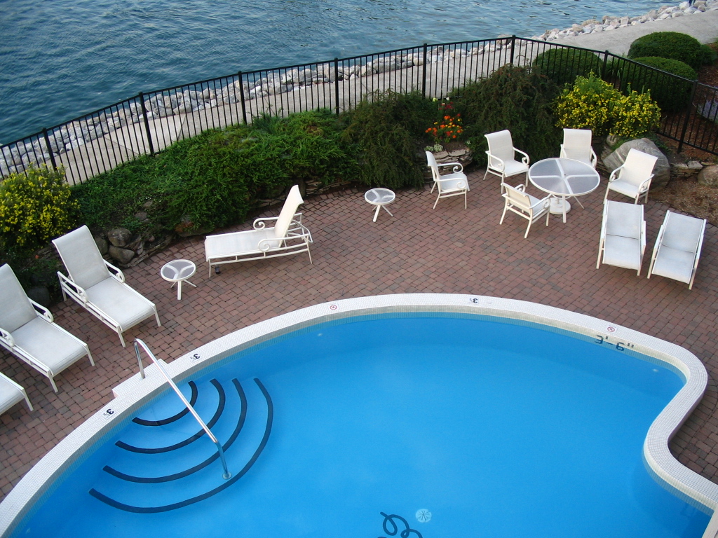 THE EDGEWATER INN Updated 2021 Hotel Reviews Charlevoix MI   Looking Down Onto Pool 