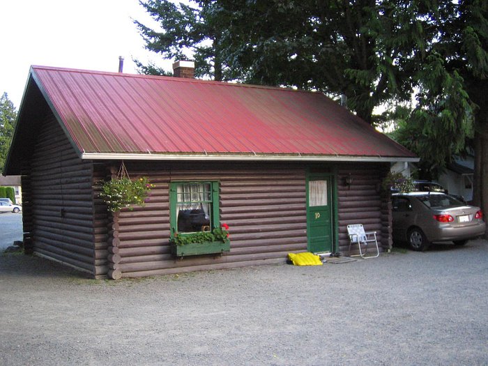 Bungalow Motel Harrison Hot Springs Canada