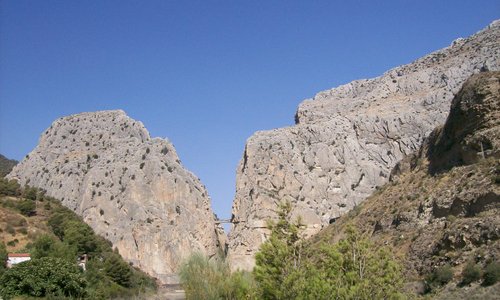 El Chorro from the river